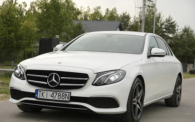 Mercedes-Benz Klasa E cena 176900 przebieg: 86000, rok produkcji 2020 z Daleszyce małe 596